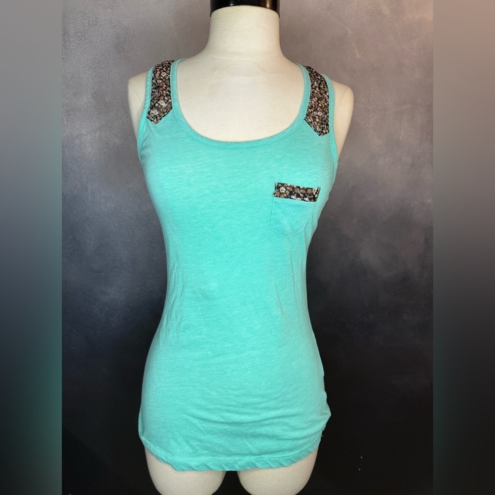 🌸 Mossimo Supply Co. Tank Top - Size Small 🌸